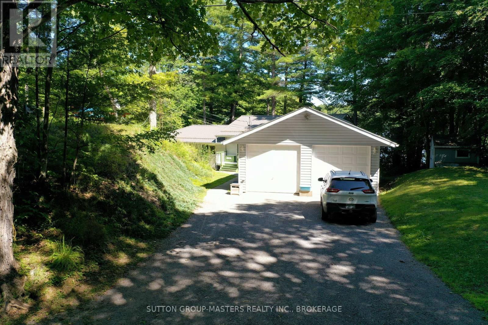 1119 NARROWS LANE Image 2
