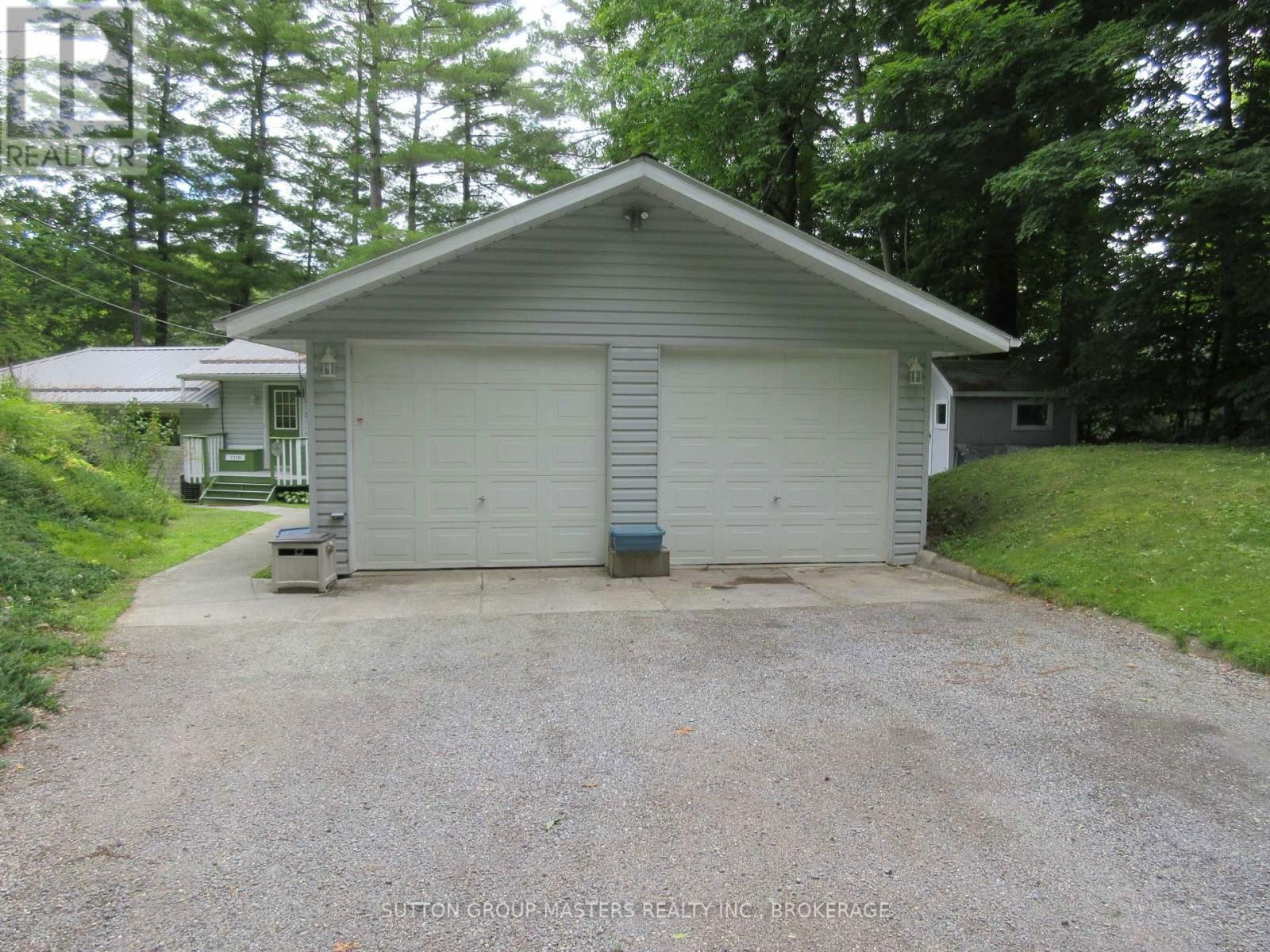 1119 NARROWS LANE Image 3