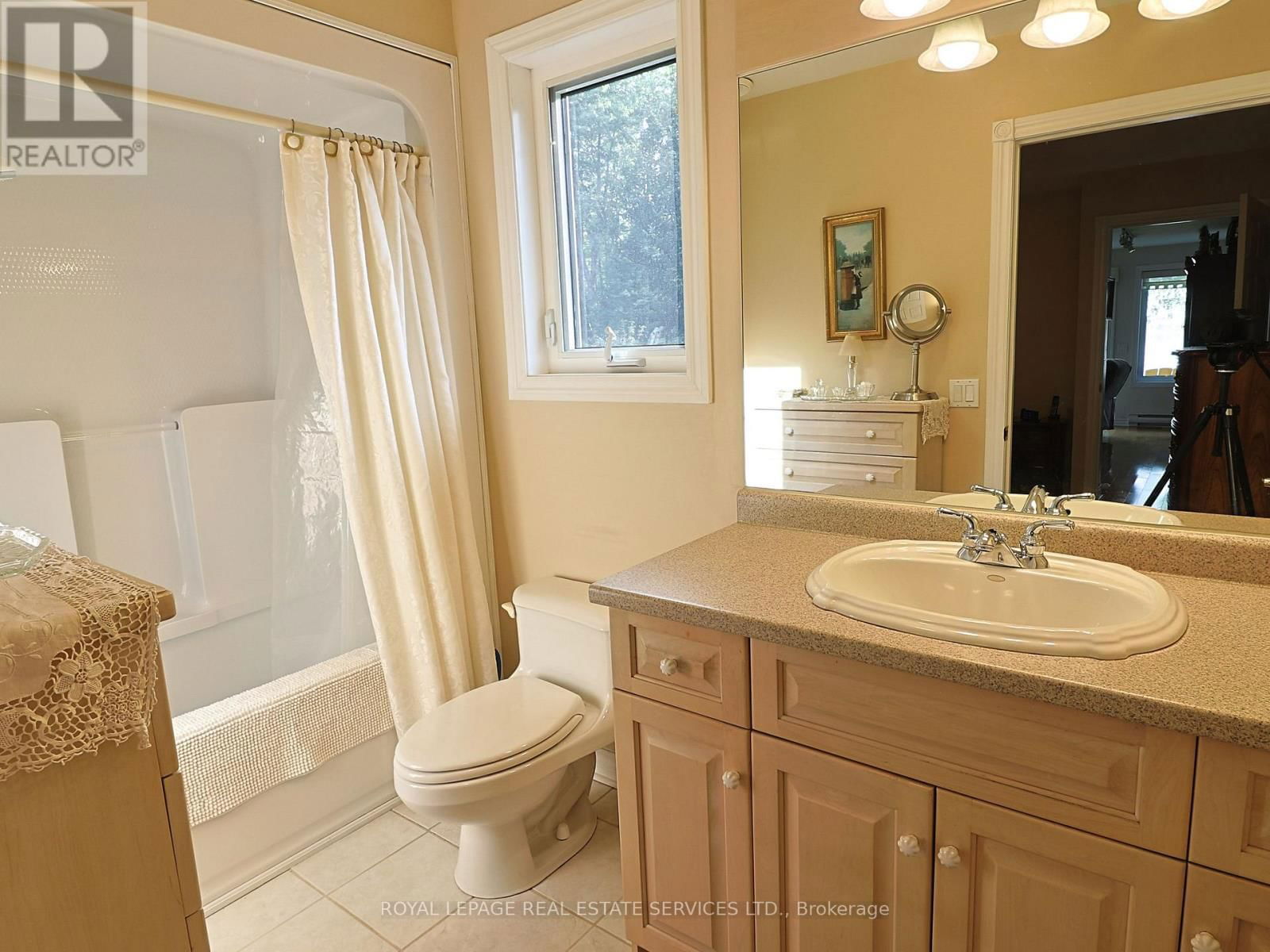 525 RIVERSIDE DRIVE Image 17