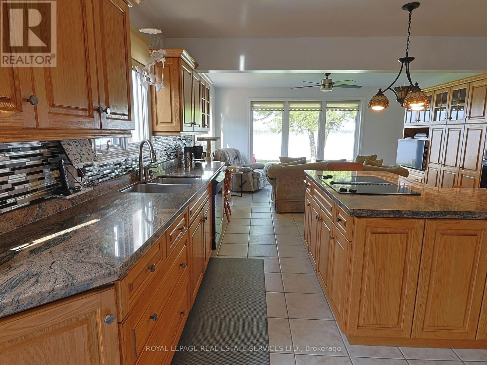 525 RIVERSIDE DRIVE Image 8