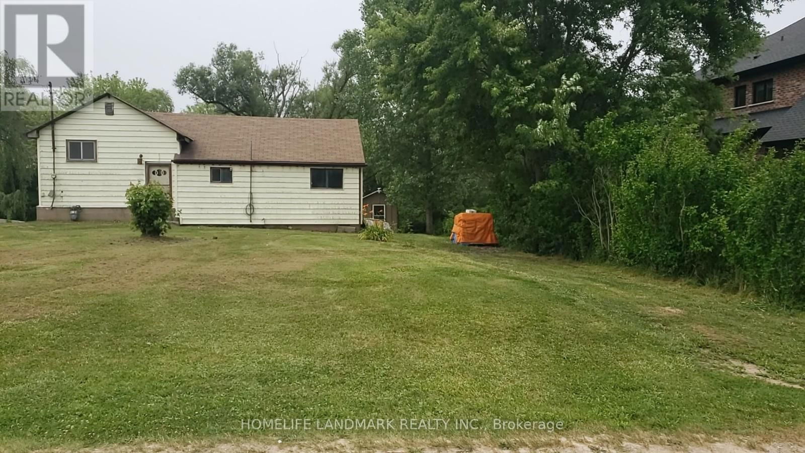 4769 LYONS PARKWAY Image 8