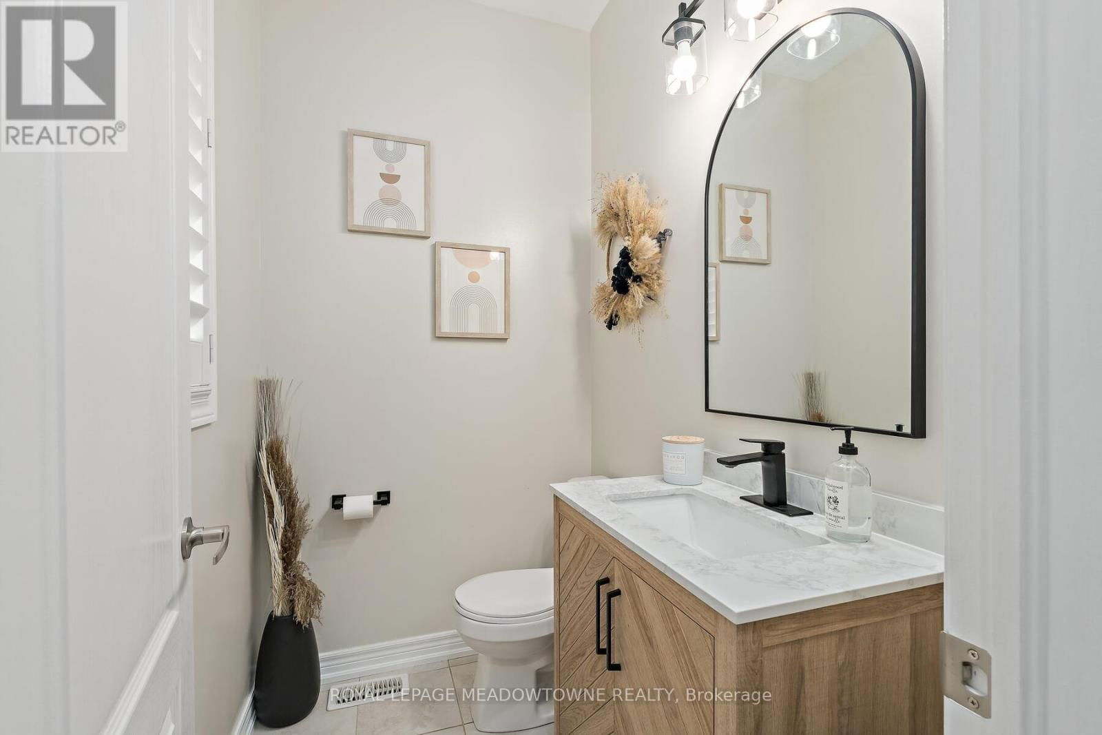 134 TAYLOR AVENUE Image 21