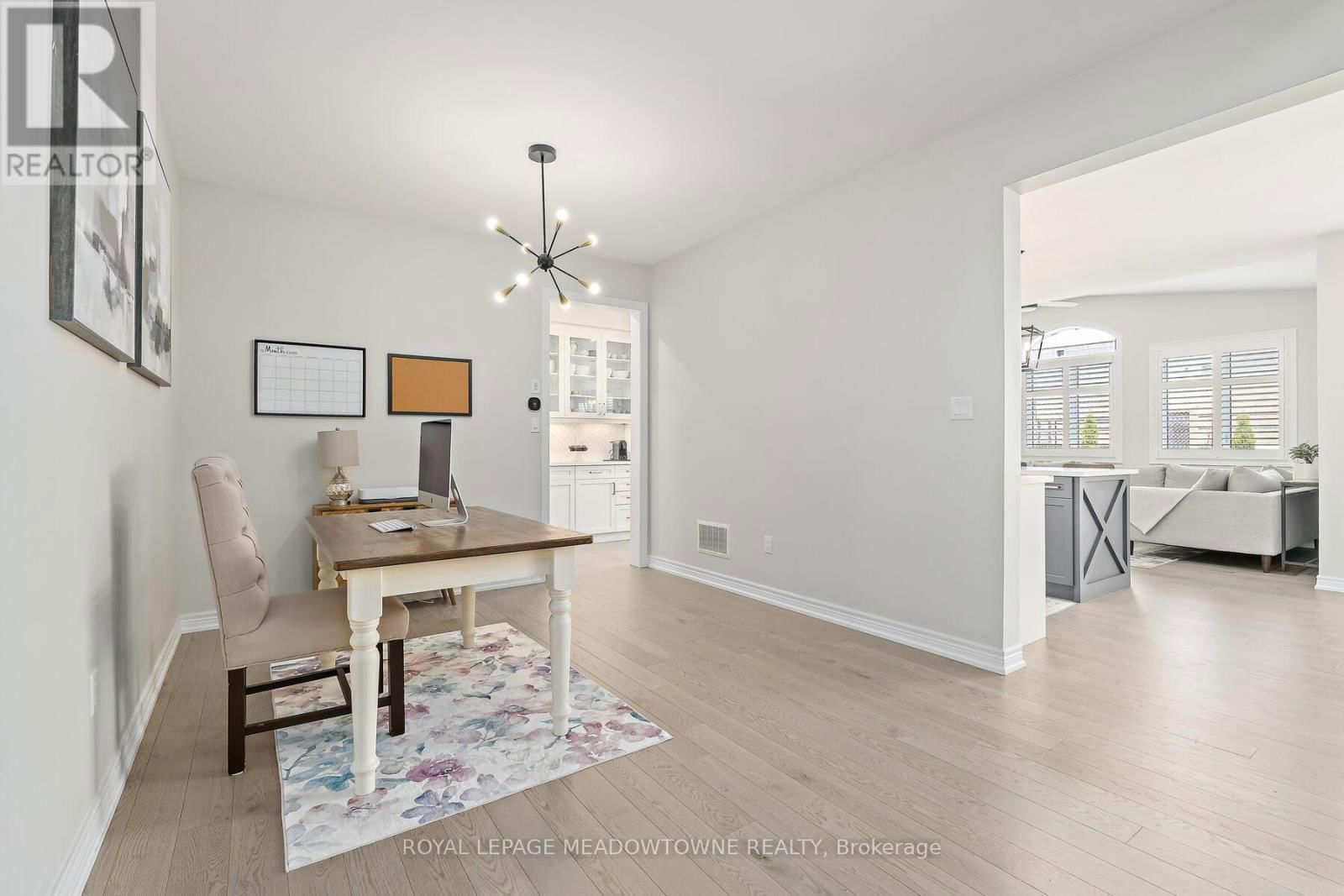 134 TAYLOR AVENUE Image 23