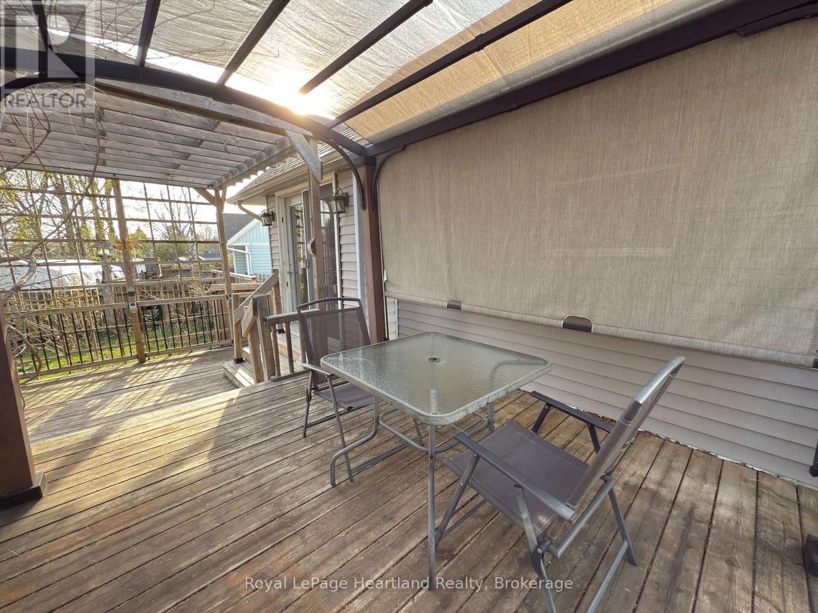32 REGINA ROAD Image 27