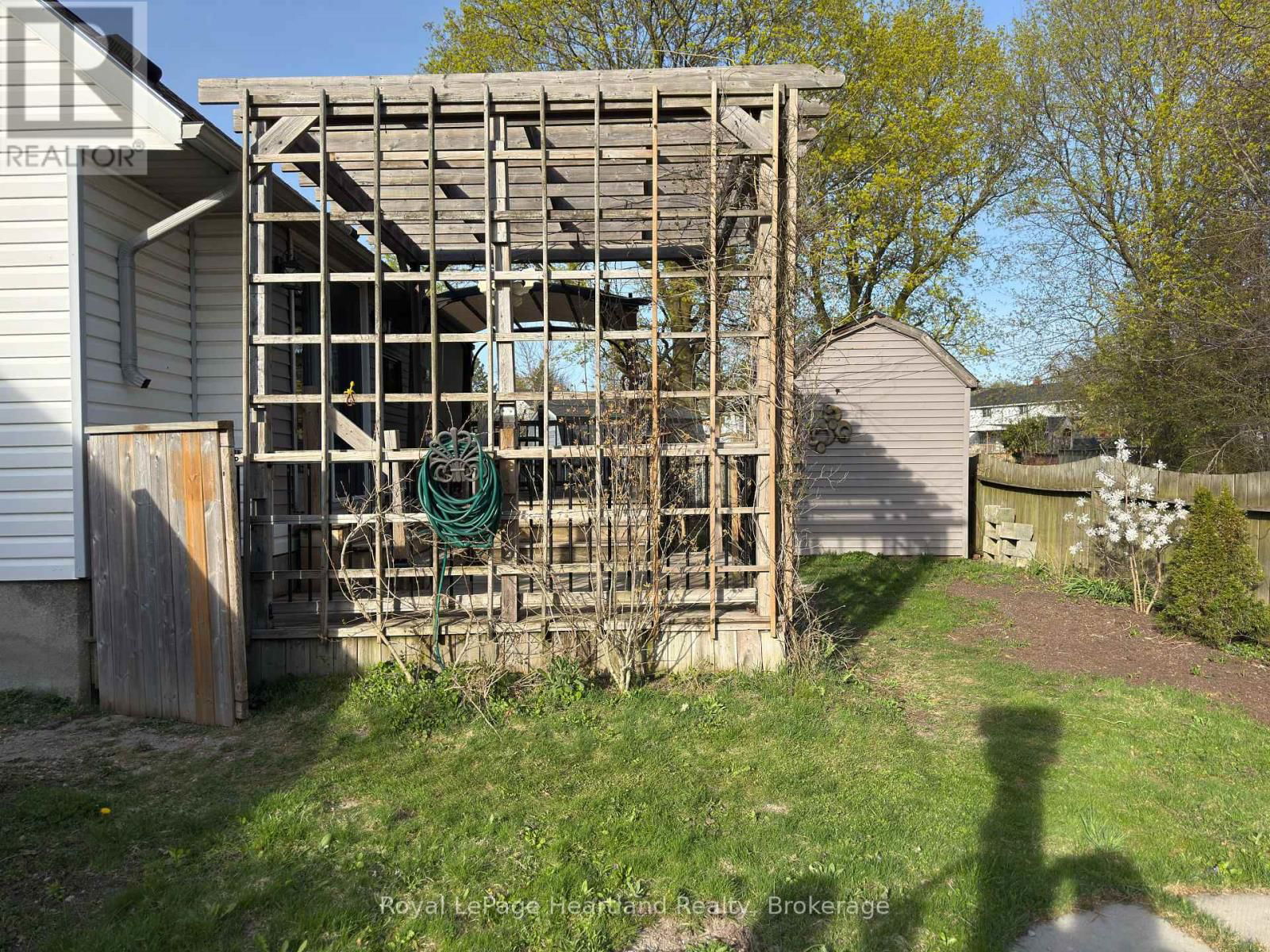 32 REGINA ROAD Image 33