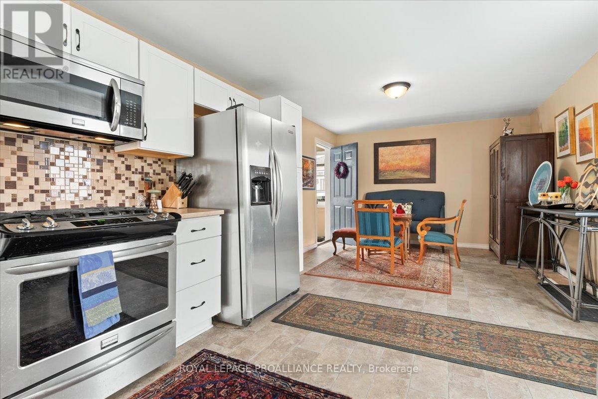 108 INKERMAN STREET Image 20
