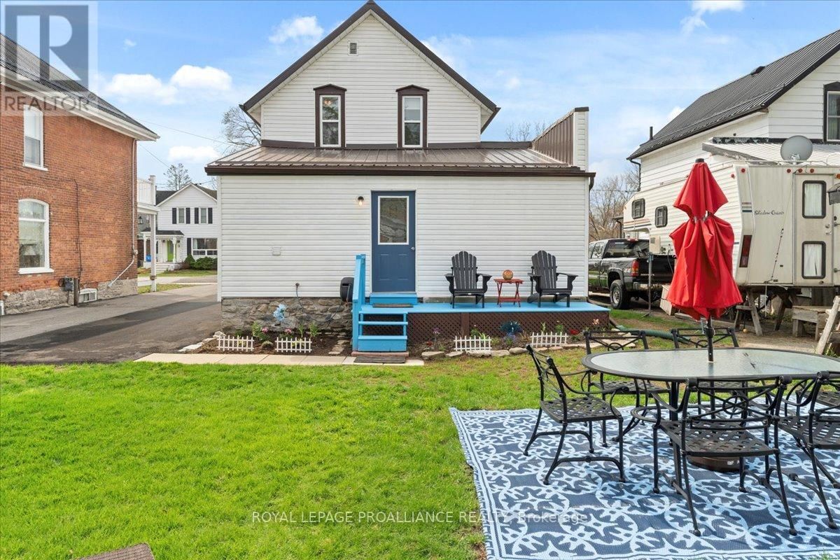 108 INKERMAN STREET Image 34