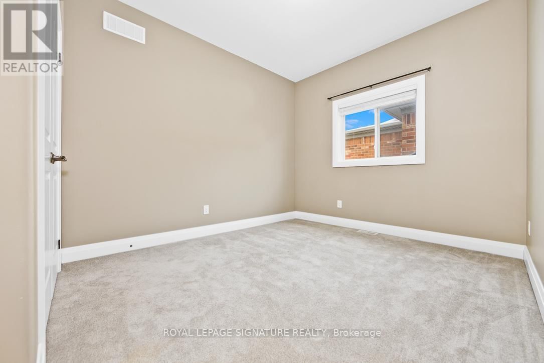 593 PINERY TRAIL Image 23