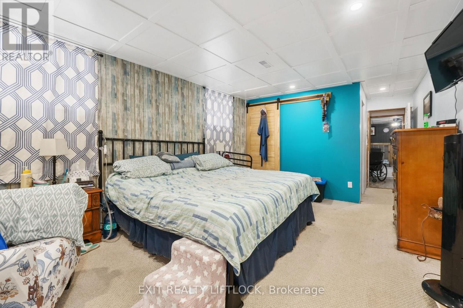 1688 TARA ROAD Image 21