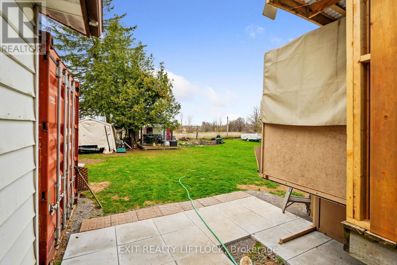 1688 TARA ROAD Image 30