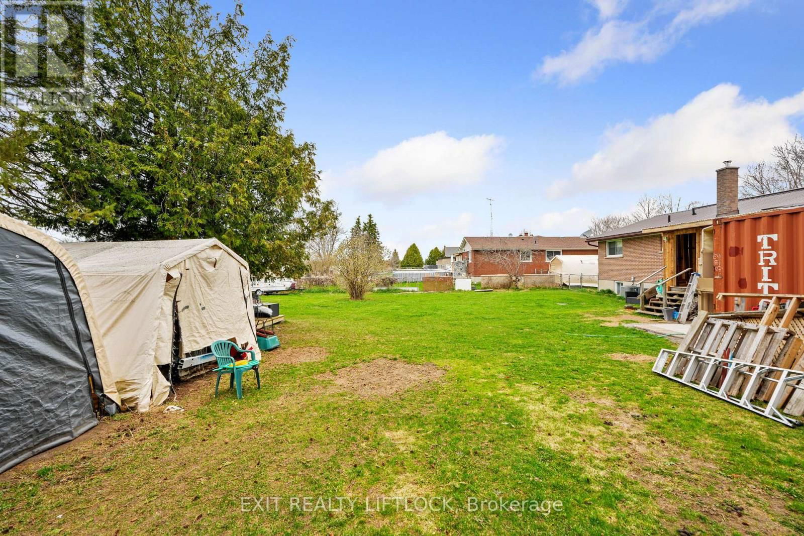1688 TARA ROAD Image 33