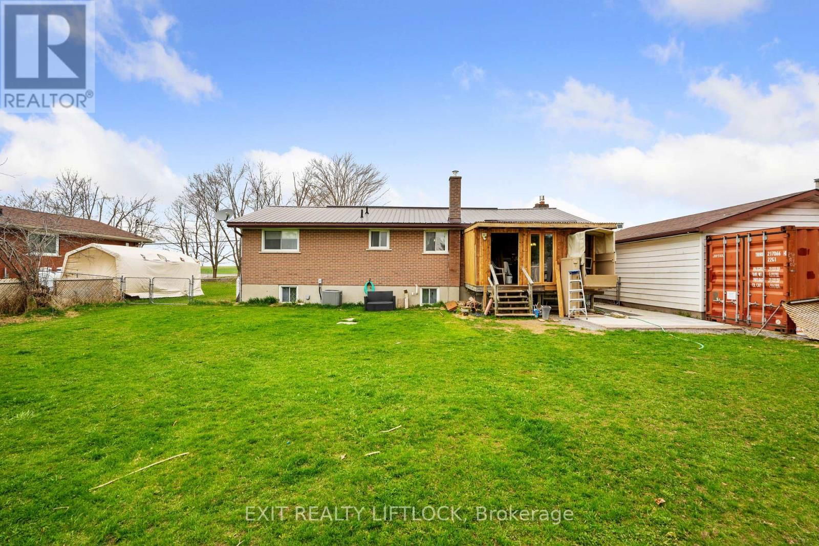 1688 TARA ROAD Image 34