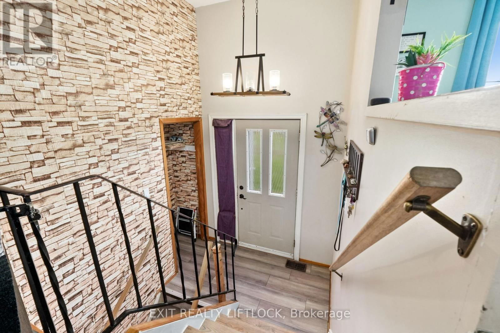 1688 TARA ROAD Image 4