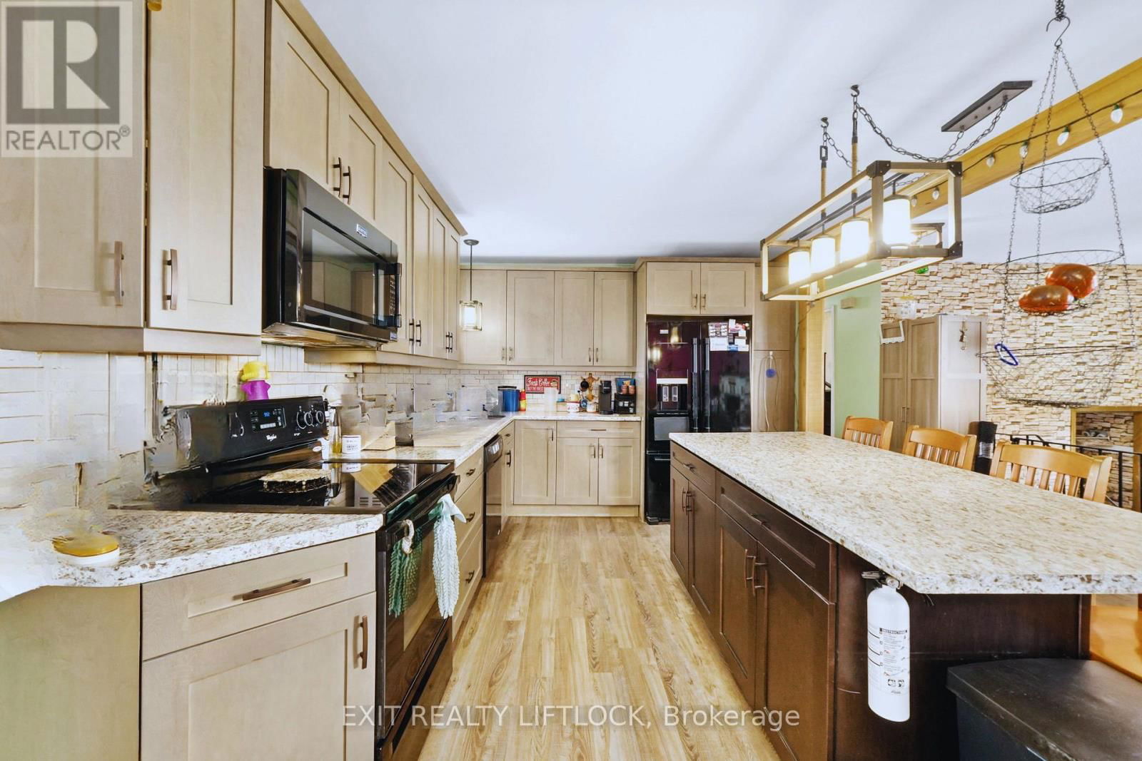 1688 TARA ROAD Image 5