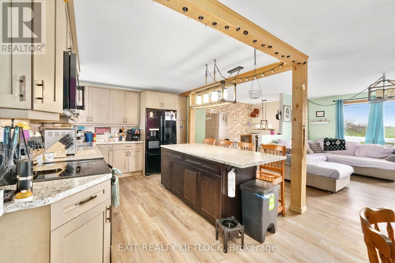 1688 TARA ROAD Image 7