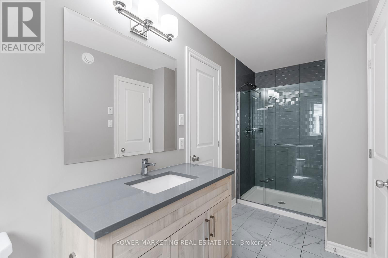 848 SNOWDROP CRESCENT Image 25