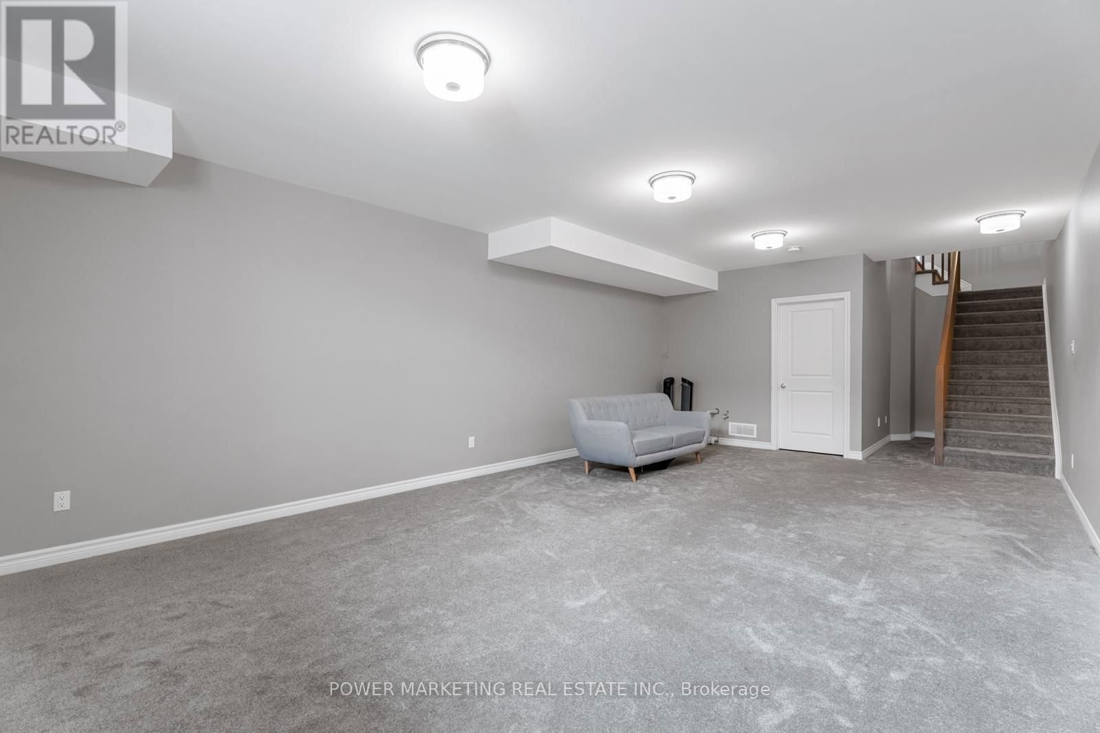 848 SNOWDROP CRESCENT Image 33