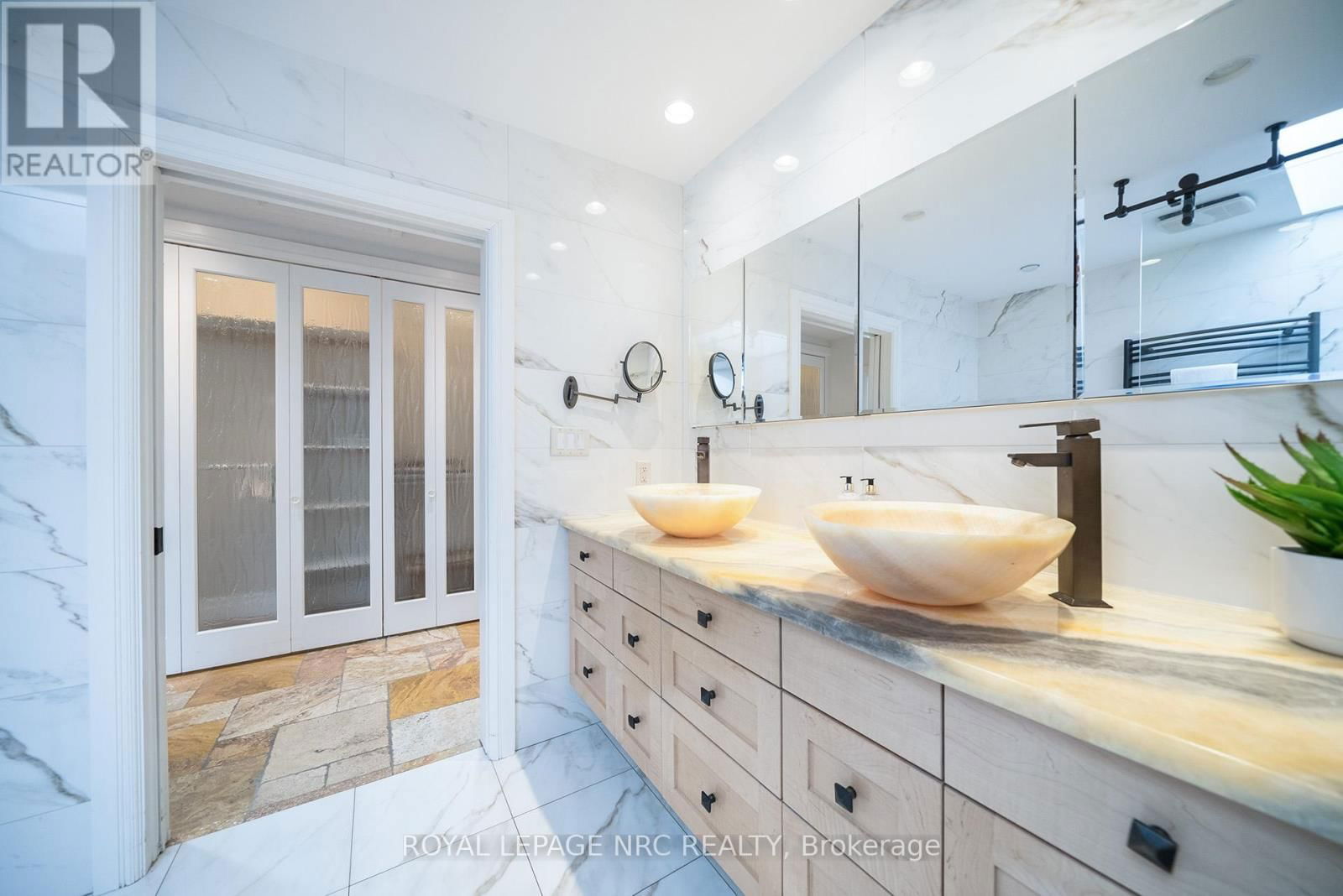 1776 YORK ROAD Image 18