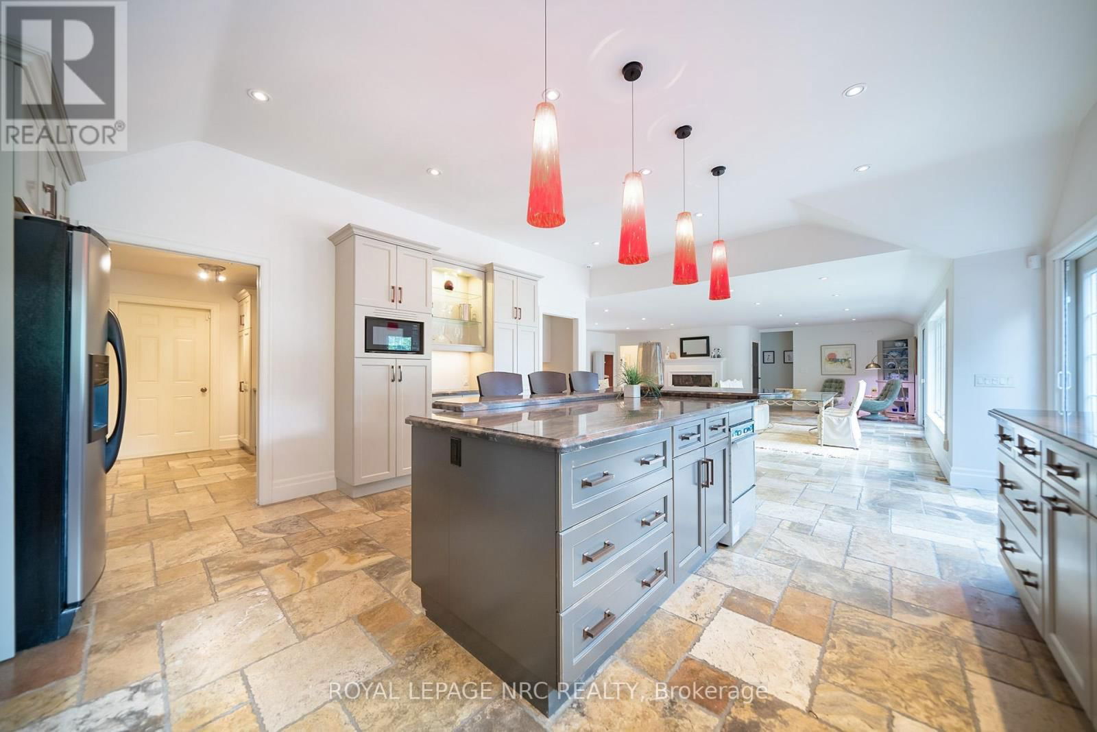 1776 YORK ROAD Image 24