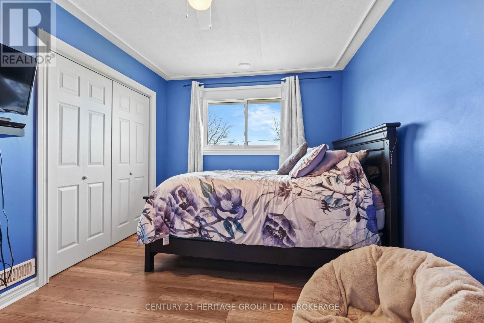 415 SHANE STREET Image 19