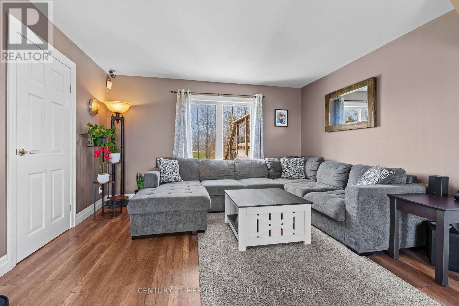 415 SHANE STREET Image 23