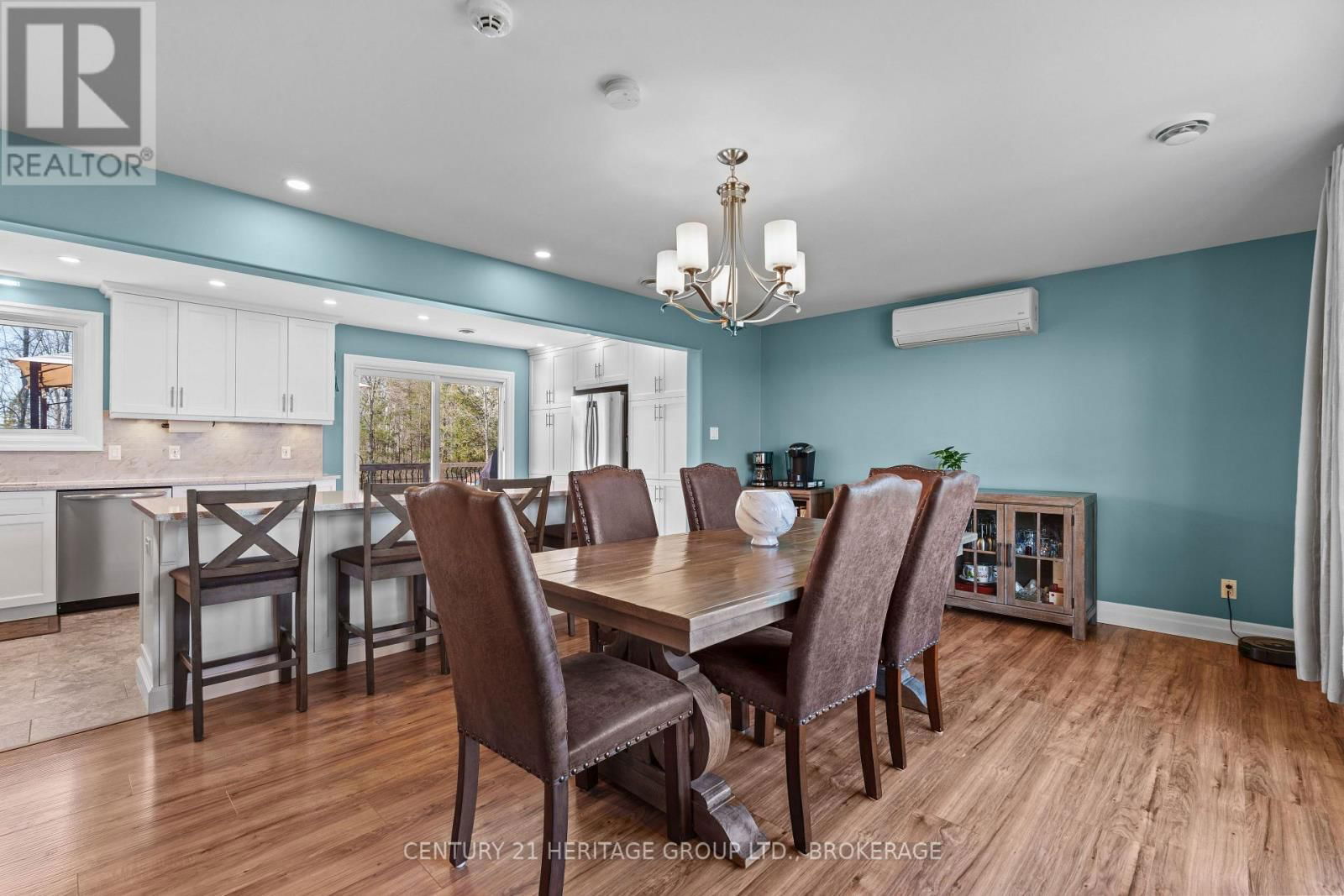 415 SHANE STREET Image 8