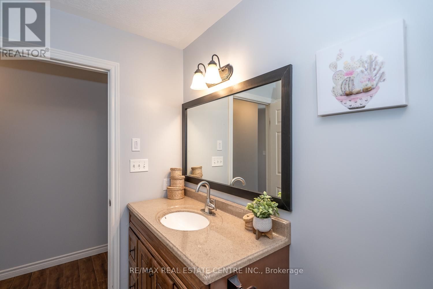 405 MINNIE STREET Image 31