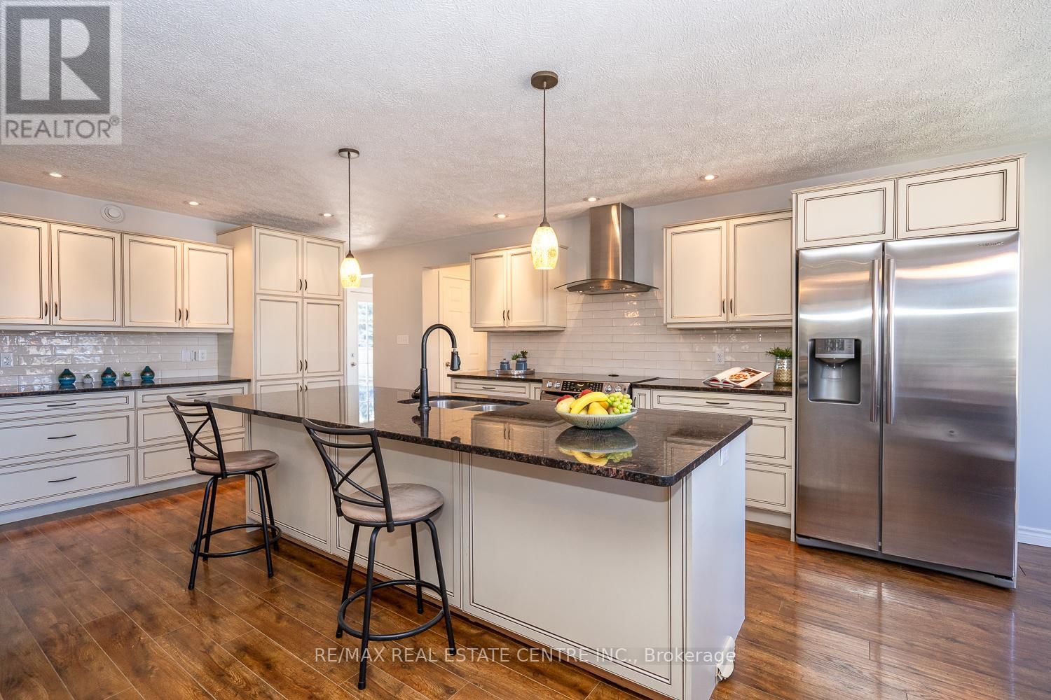 405 MINNIE STREET Image 9