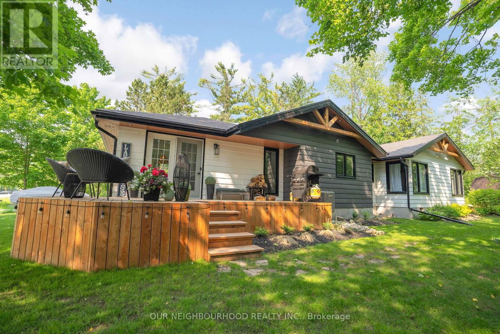 194 SNUG HARBOUR ROAD Image 1