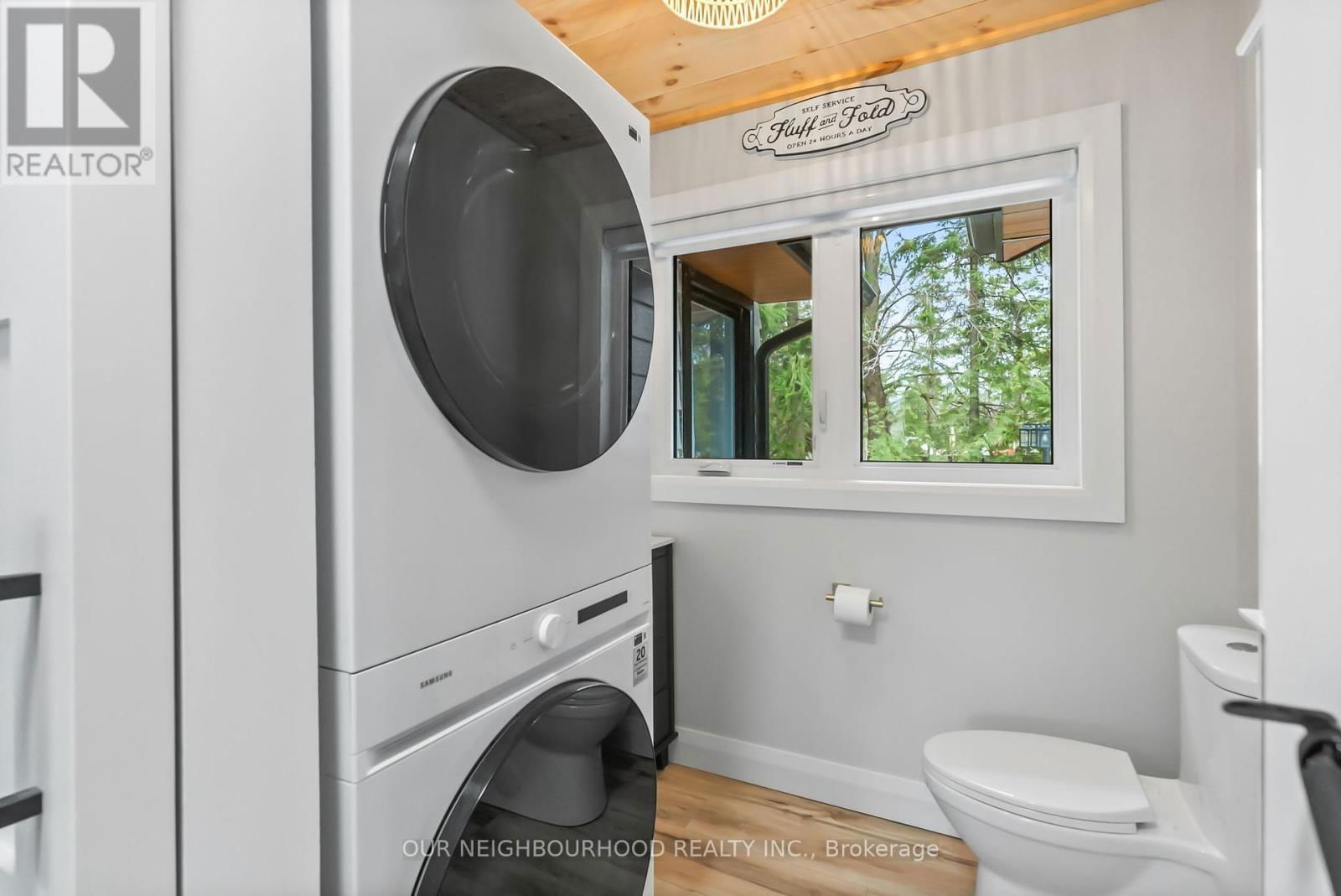 194 SNUG HARBOUR ROAD Image 22
