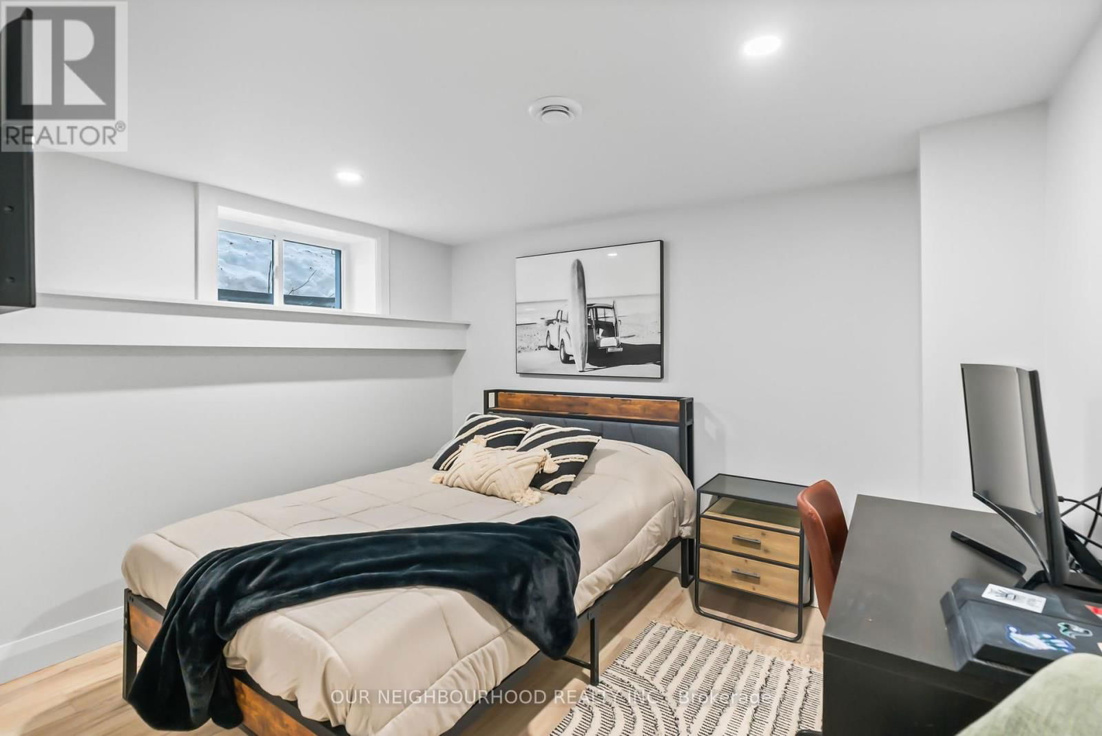 194 SNUG HARBOUR ROAD Image 35