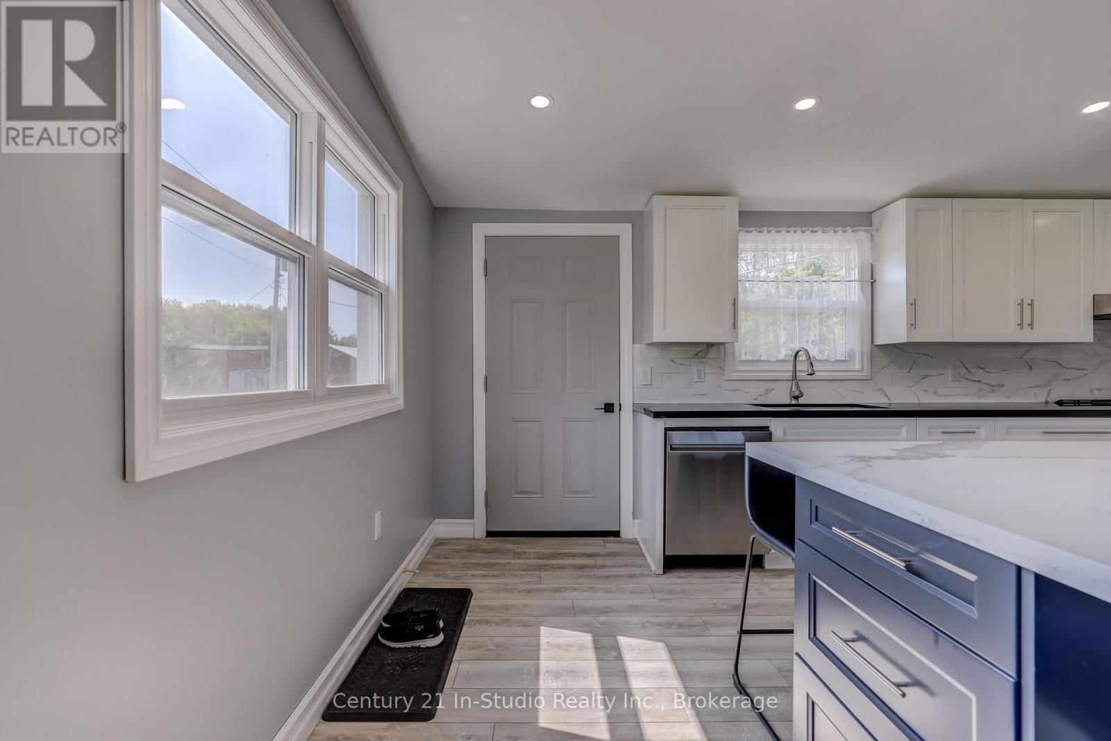 235132 CONCESSION 2 WGR Image 25