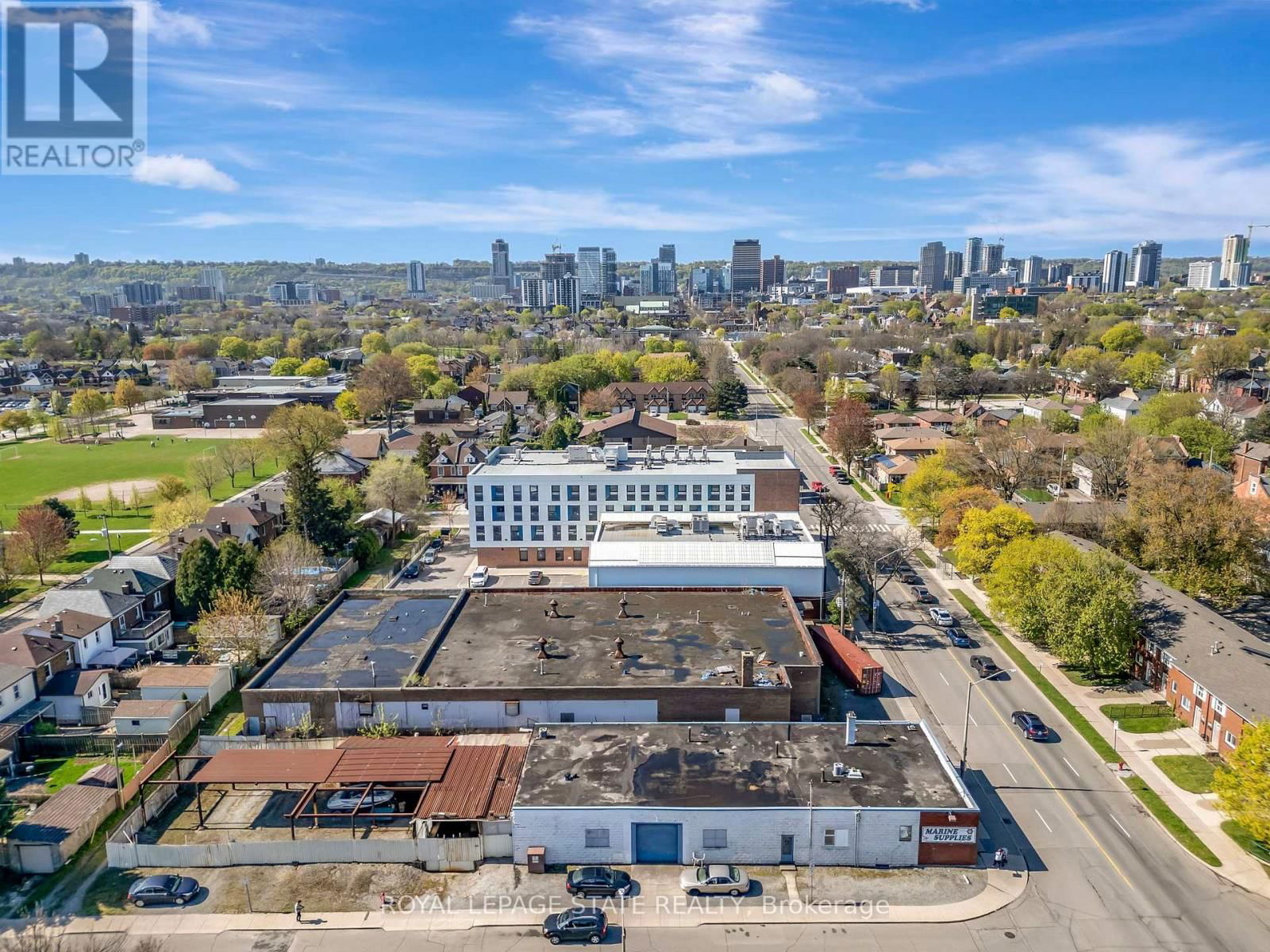 522 JAMES STREET NORTH Image 24