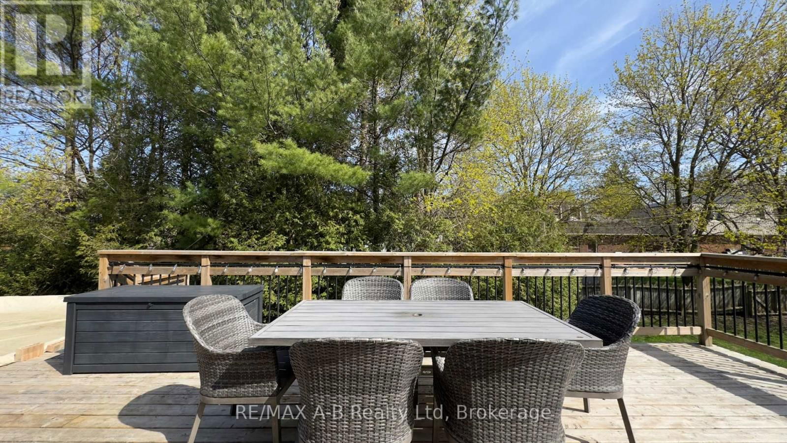 83 SYLVIA STREET Image 44