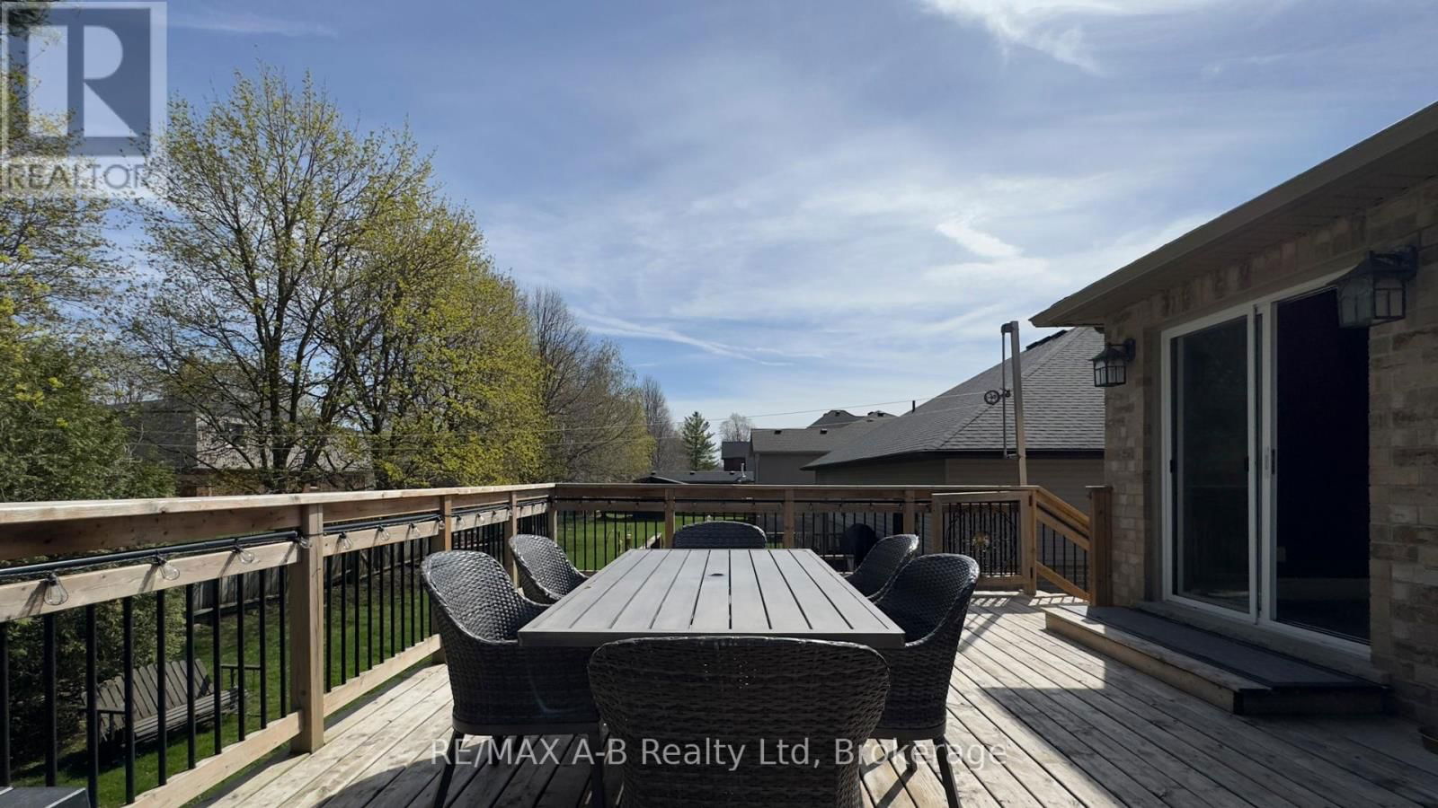 83 SYLVIA STREET Image 46