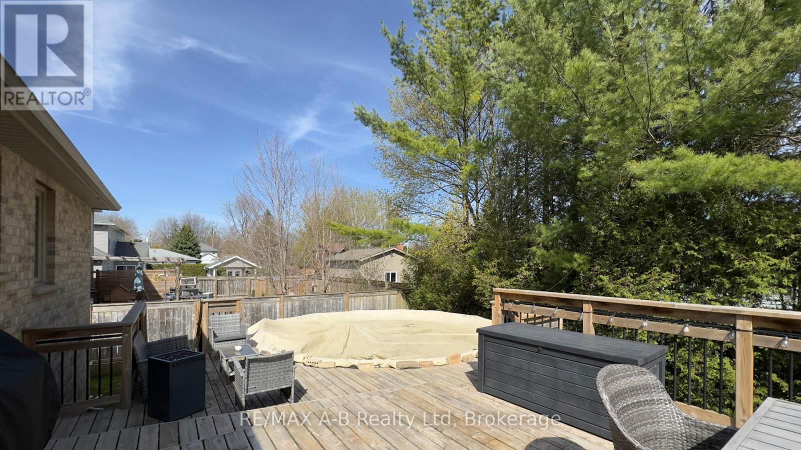 83 SYLVIA STREET Image 47