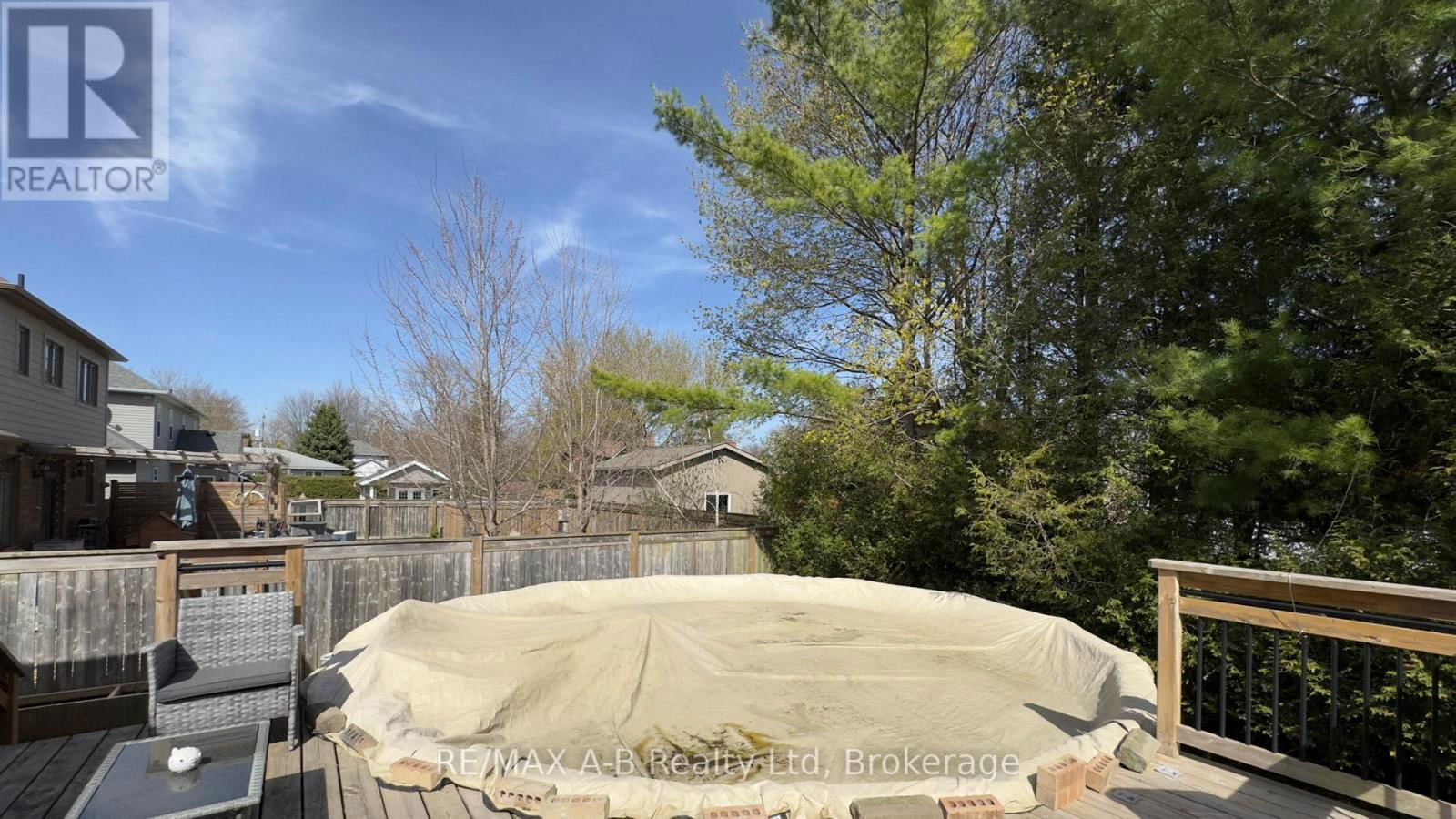 83 SYLVIA STREET Image 48