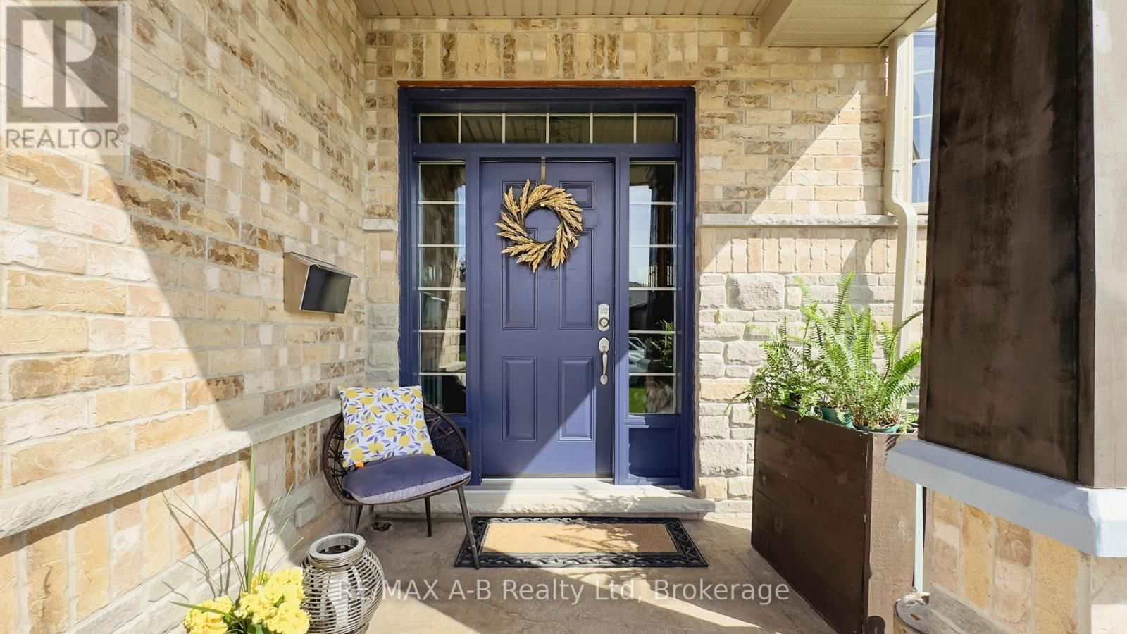 83 SYLVIA STREET Image 6