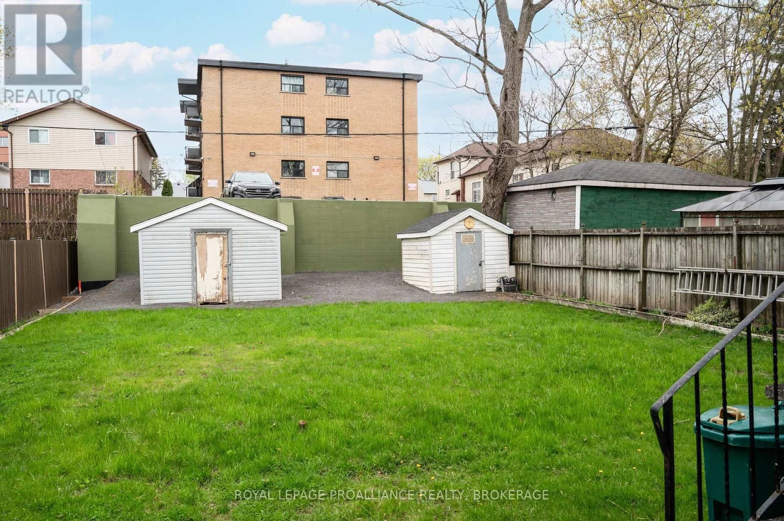 58 JOSEPH STREET Image 23