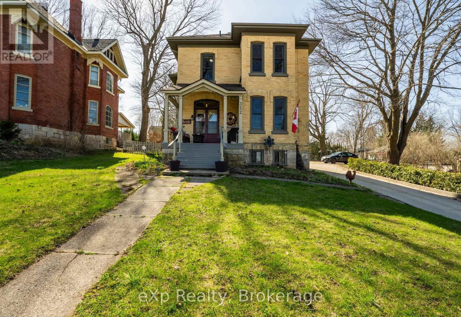 Primary Property View