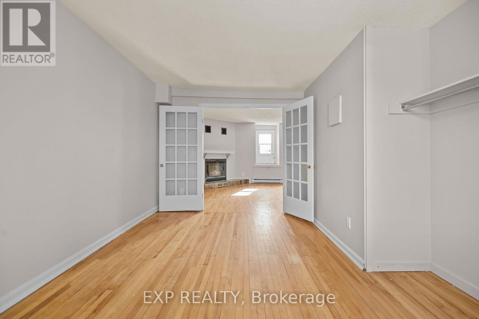 196 OSGOODE STREET Image 12