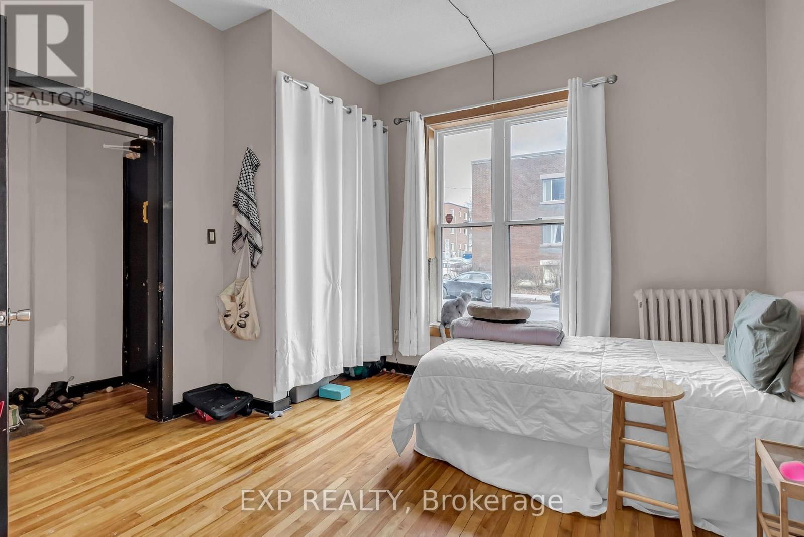 196 OSGOODE STREET Image 24
