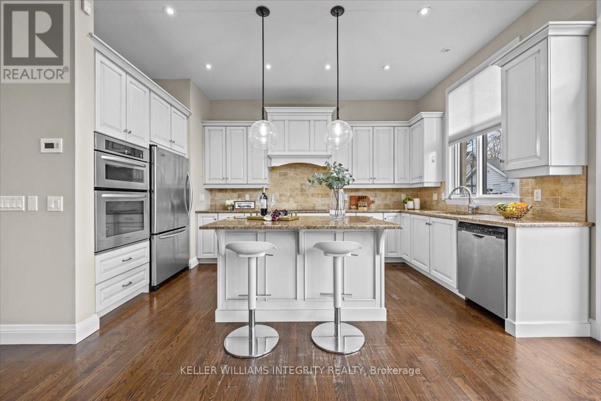 105 BLACK MAPLE Image 11