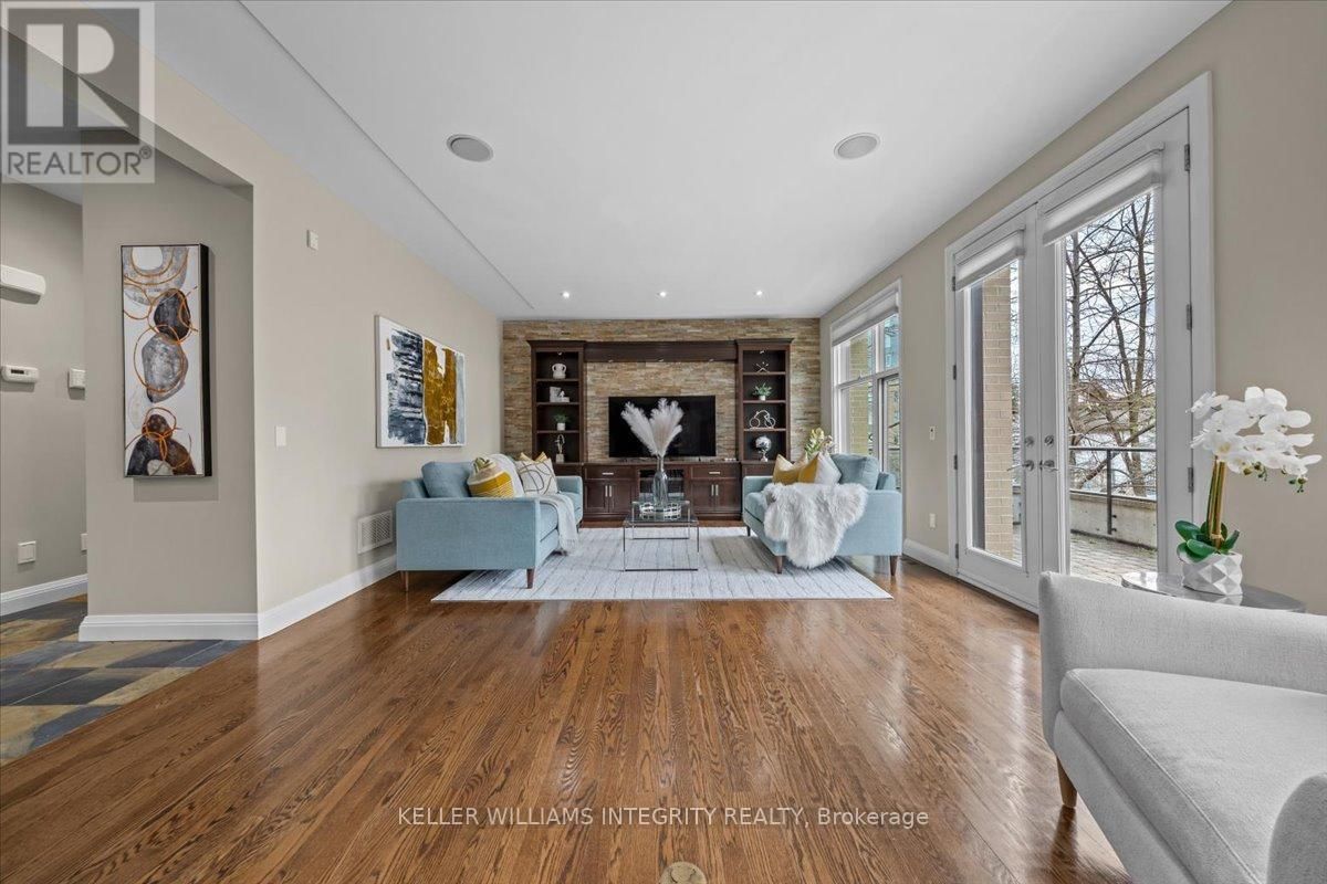 105 BLACK MAPLE Image 21