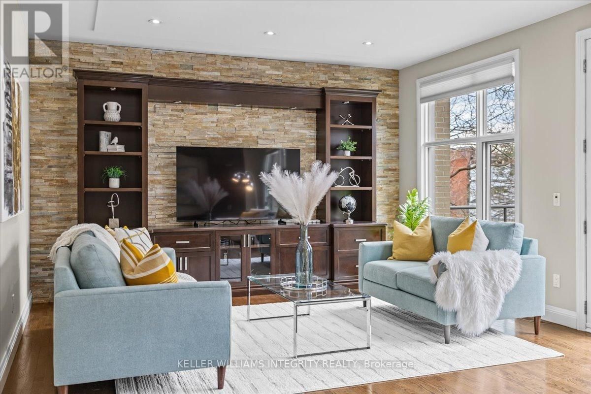 105 BLACK MAPLE Image 22
