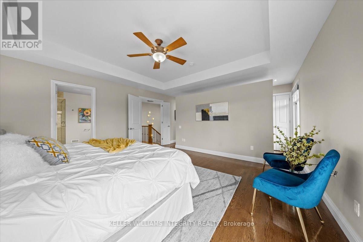 105 BLACK MAPLE Image 29