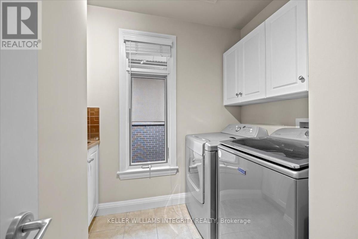105 BLACK MAPLE Image 39