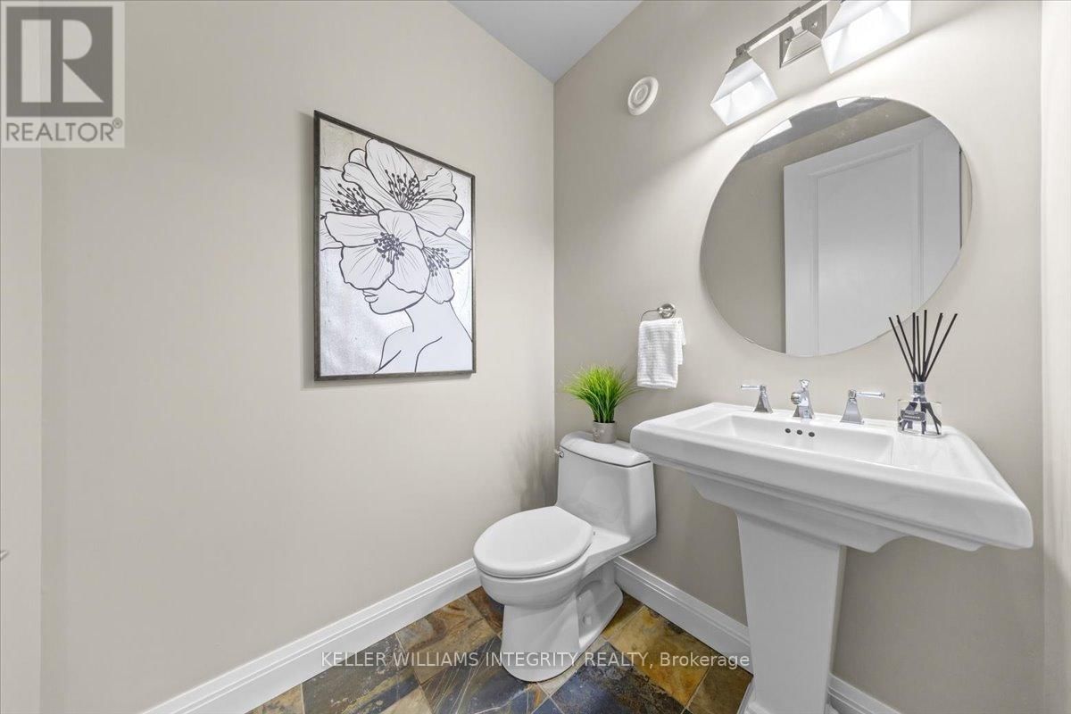 105 BLACK MAPLE Image 4