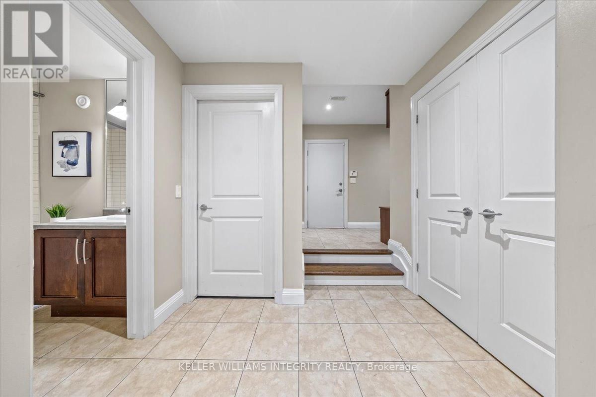 105 BLACK MAPLE Image 44