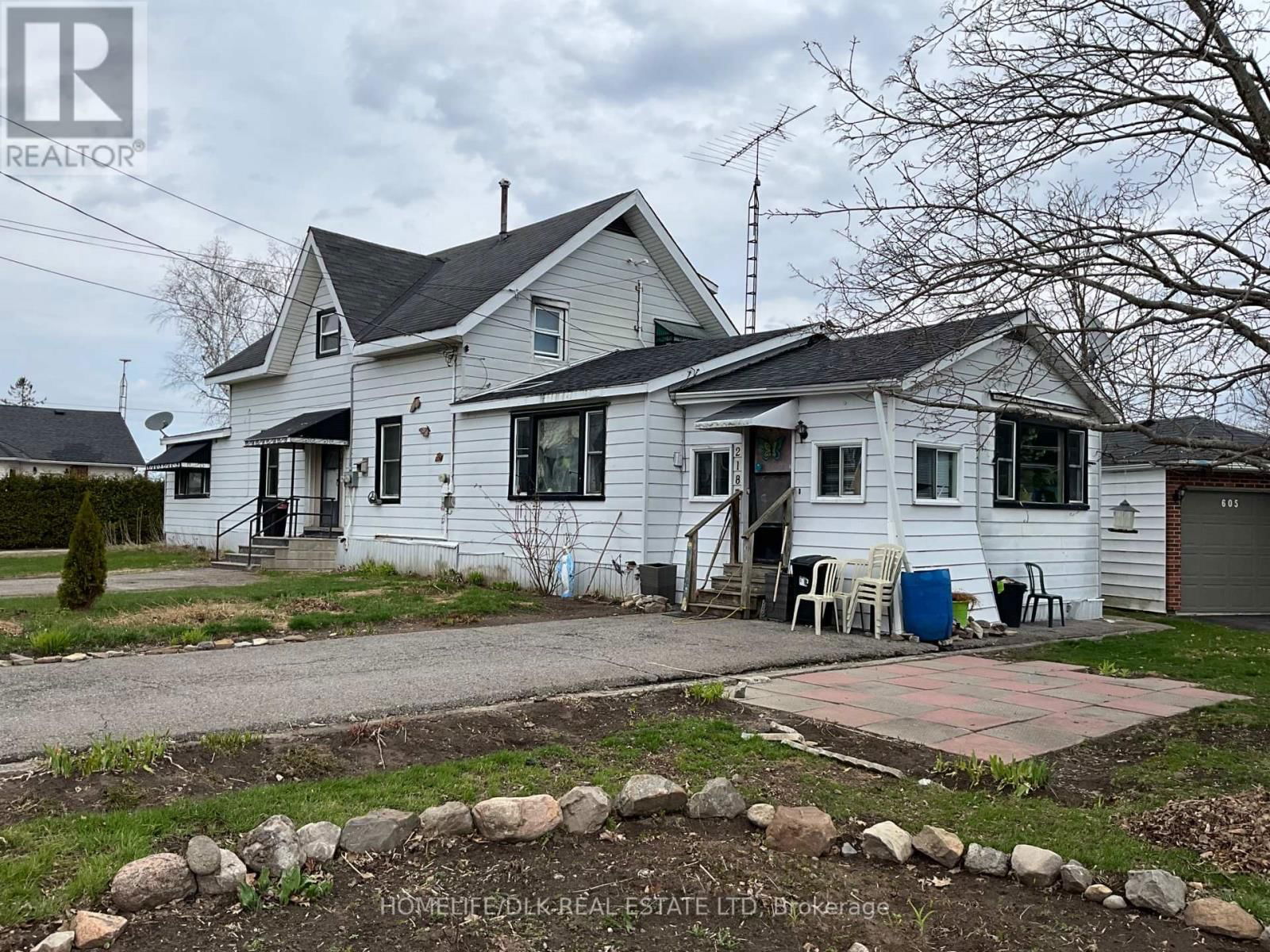 706 BENSON STREET Image 2